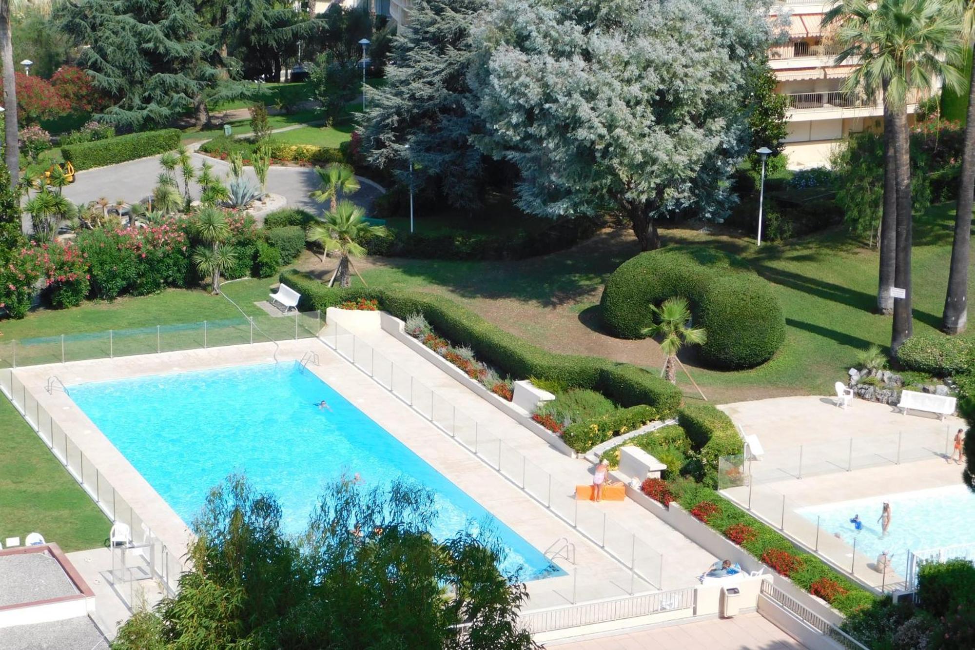 Charming T2 Eden Park With Swimming Pool Private Parking Apartment Juan-les-Pins Exterior photo